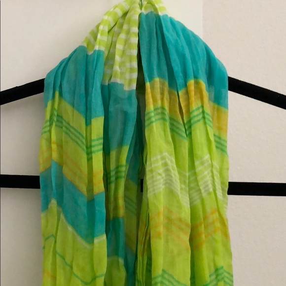 Roxy lightweight scarf - Picture 4 of 5